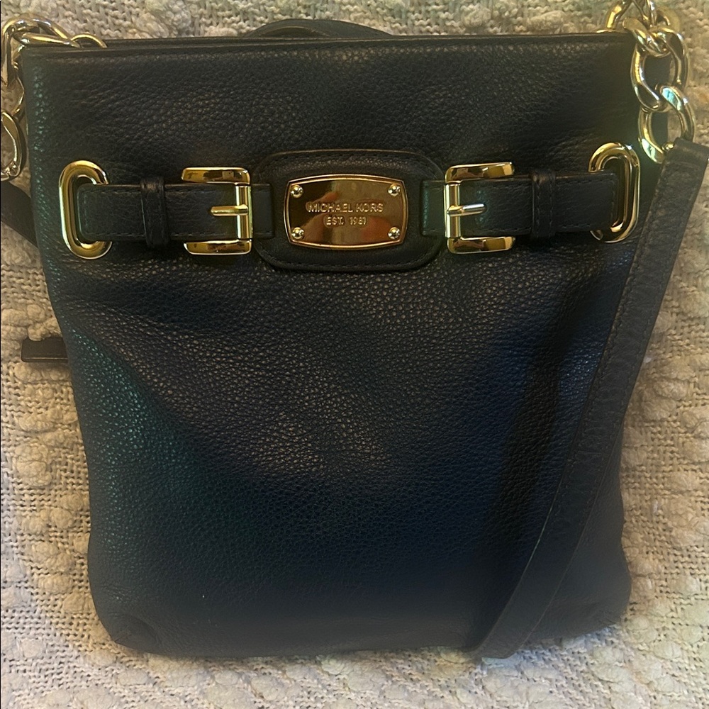 Michael Michael Kors Hamilton Navy Pebbled Leather Swingpack Crossbody